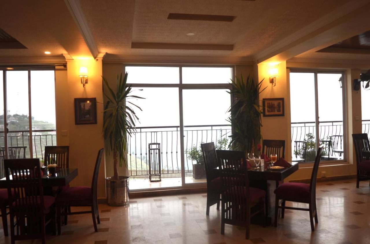 Holiday Grand Resort Bhurban Murree Exterior photo